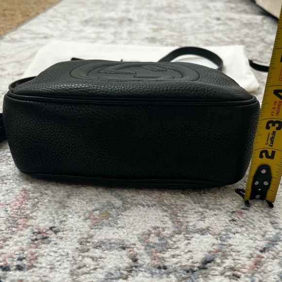 Gucci Black Crossbody Bag with Iconic GG Logo - Picture 10 of 10
